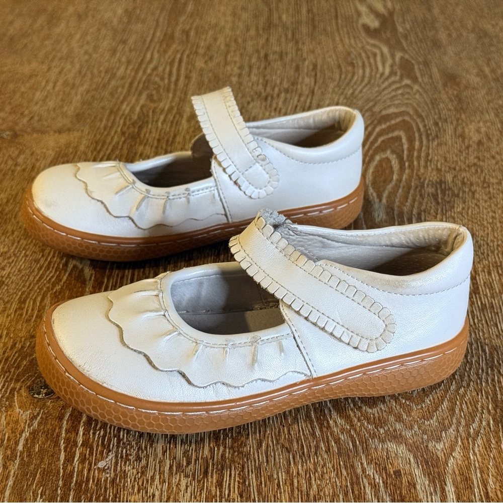 Livie & Luca Ruche Classic Mary Jane White Size 11 Toddler